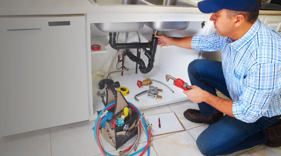 Professional Tankless Water Heater Installation in Three Rivers, TX